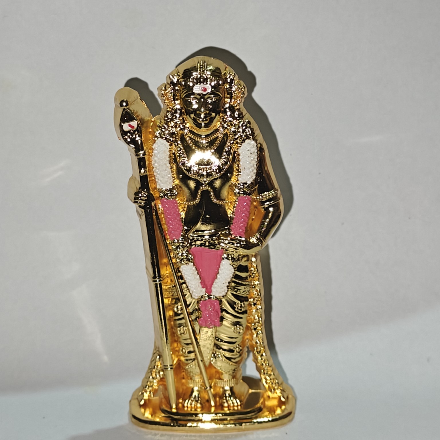 Premium Golden Finish Designer Kumkum Box with Lid – Decorative Pooja Kumkum Dabbi